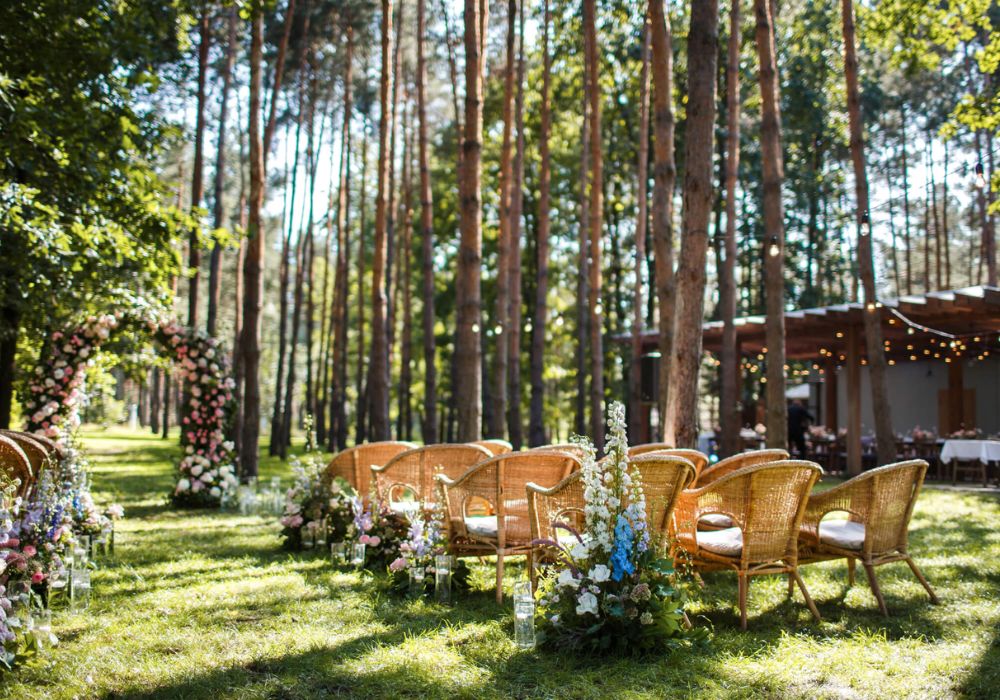 11 Inspiring Backyard Wedding Ideas