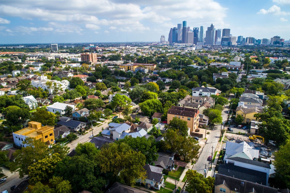Top 8 Best Suburbs in Houston for Families 2023