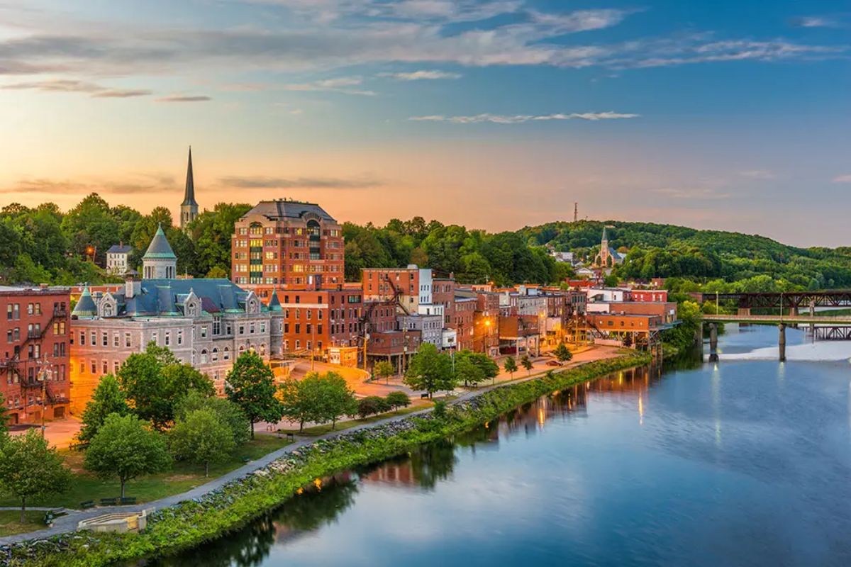 Cheapest Places to Live in Maine