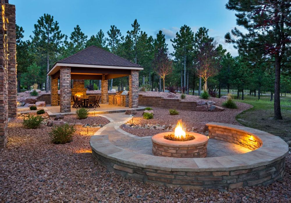 10 DIY Fire Pit Projects for a Stunning Backyard