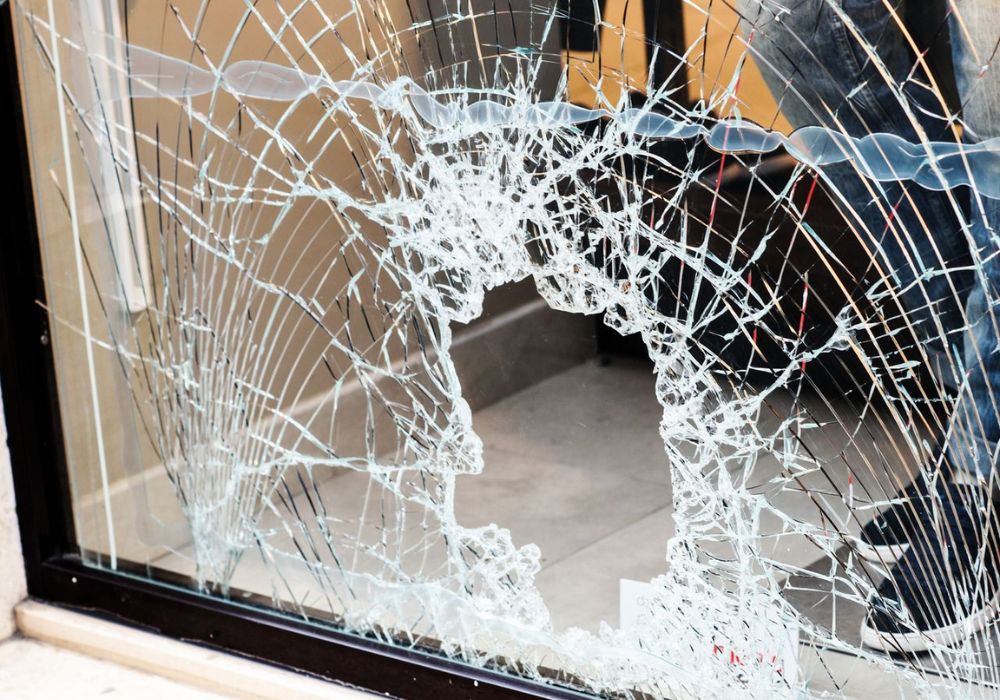 If a Tenant Breaks a Window, Who Pays?