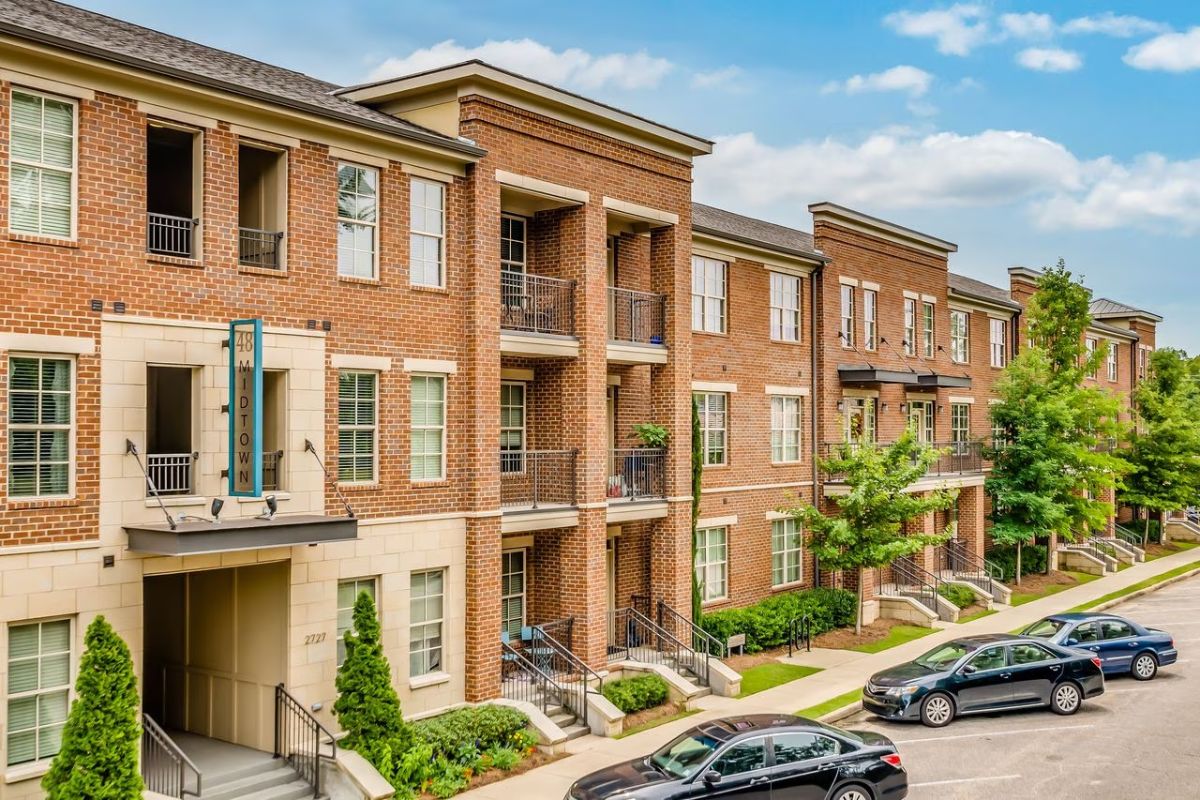 Affordable Living at Clayton On The Park Apartments