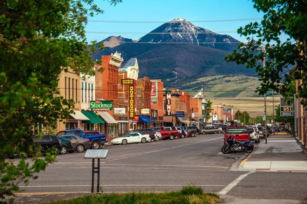 Top 8 Largest Cities in Montana 2023